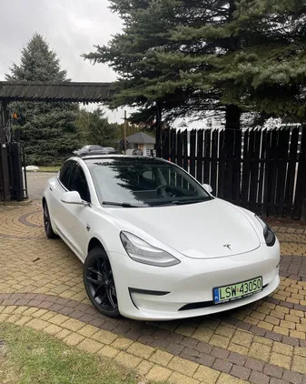 lubelskie Tesla Model 3 cena 123000 przebieg: 76000, rok produkcji 2019 z Lublin
